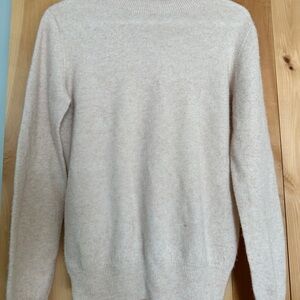 Luxury 100% Superfine Merino Wool Mock Neck Sweater - Size Medium